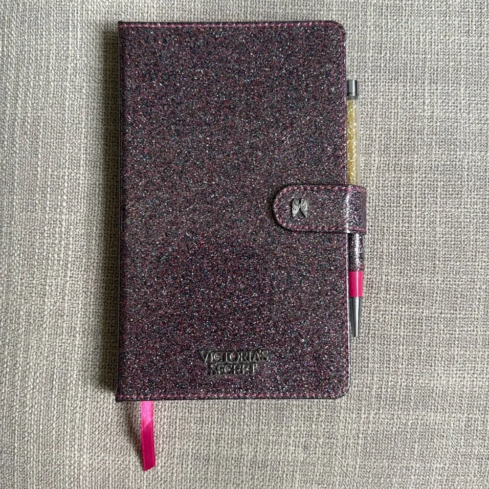 Victoria’s Secret Notebook Pre Owned Pink good Condition